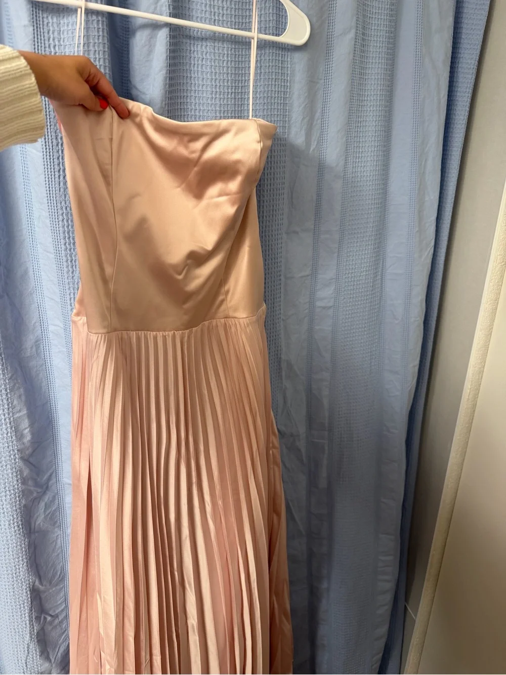 Abercrombie & Fitch Strapless Pleated Maxi Dress - Light Pink - Picture 2 of 3